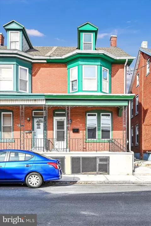 593 Guilford St, Lebanon, PA 17046