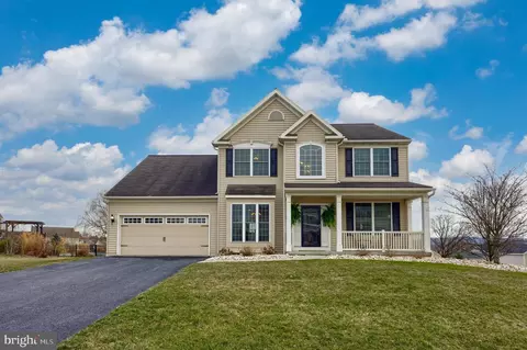137 Valley View Pl, Lebanon, PA 17042
