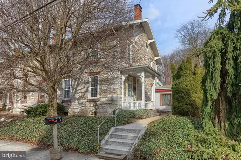214 Burd Coleman Rd, Lebanon, PA 17042