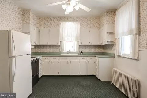 Kitchen - 326 E 328 E Cherry St, Palmyra, PA 17078 photo 1 of 4