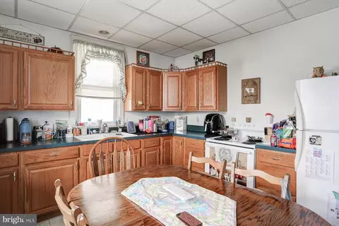 Kitchen - 326 E 328 E Cherry St, Palmyra, PA 17078 photo 4 of 4