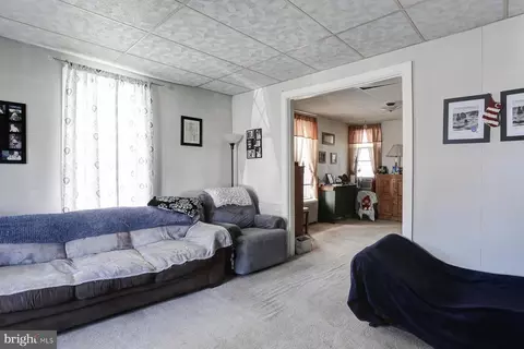 Bedroom - 326 E 328 E Cherry St, Palmyra, PA 17078 photo 6 of 11