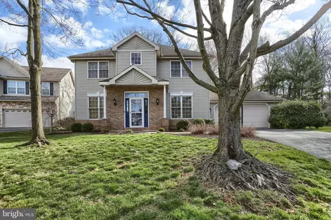 110 Farmstead Cir, Lebanon, PA 17042