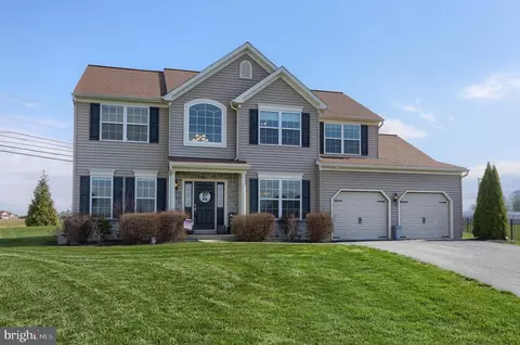 275 Hazel Ct, Lebanon, PA 17042