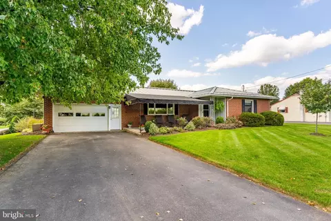 313 Poplar St, Richland, PA 17087