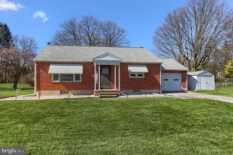 607 Evergreen Rd, Lebanon, PA 17042