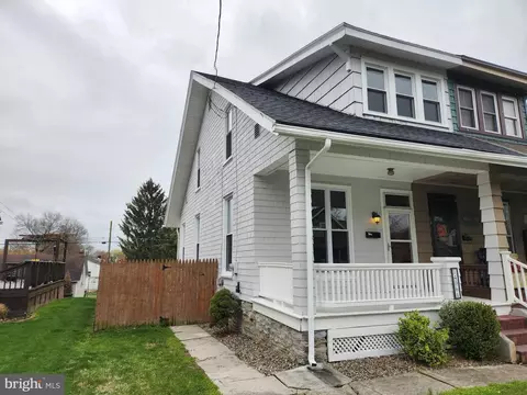 1406 Elm St, Lebanon, PA 17042