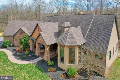 820 Mine Rd, Lebanon, PA 17042