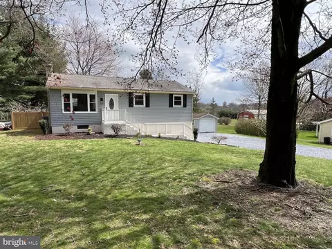 926 Halfway Dr, Myerstown, PA 17067