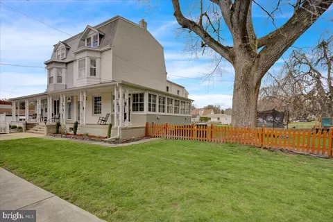 889 E Lehman St, Lebanon, PA 17046