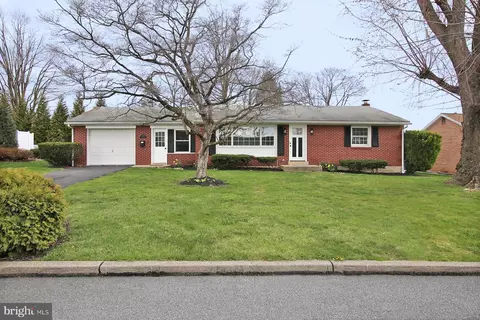 209 Adam Dr, Lebanon, PA 17042