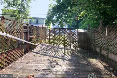 418 Freeman St, Lebanon, PA 17046