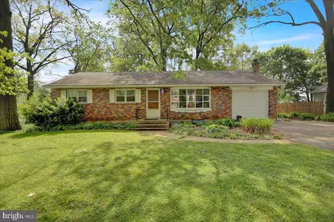 866 Kimmerlings Rd, Lebanon, PA 17046