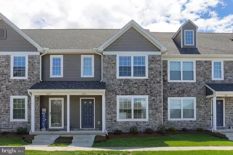 633 Byler Cir, Lebanon, PA 17042