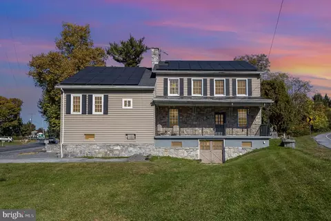 805 E Maple St, Lebanon, PA 17046