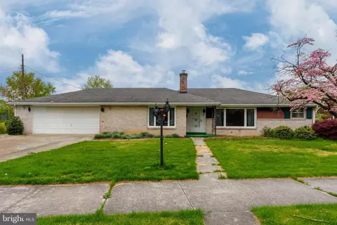 501 E Maple St, Palmyra, PA 17078