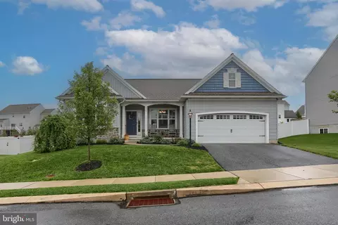 634 Meadowview Dr, Annville, PA 17003