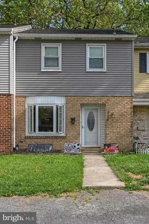 924 E Oak St, Palmyra, PA 17078