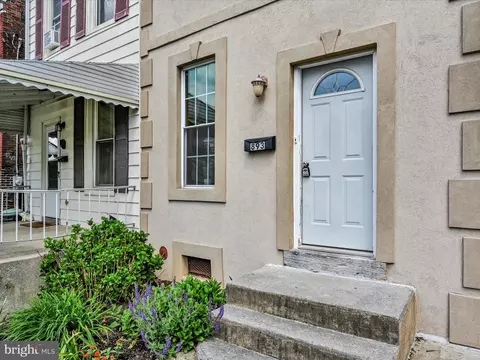 893 E Mifflin St, Lebanon, PA 17046