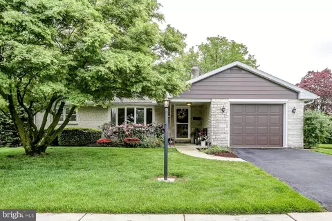 634 W Pine St, Palmyra, PA 17078