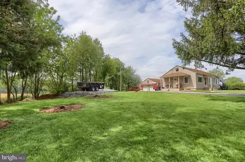 956 Royal Rd, Annville, PA 17003