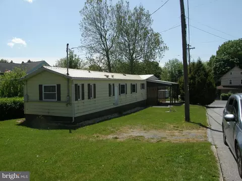1320 Sandhill Rd, Lebanon, PA 17046