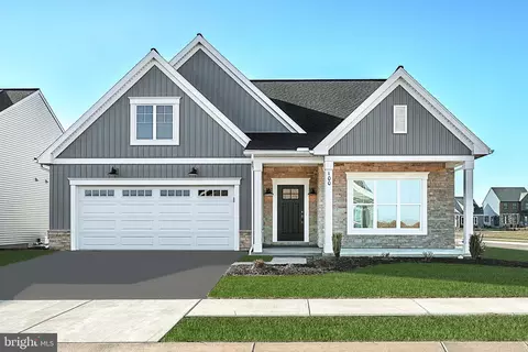 100 Pinnacle Ridge Dr, Annville, PA 17003