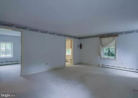 Bedroom - 101 Burd Coleman Rd, Lebanon, PA 17042 photo 2 of 8