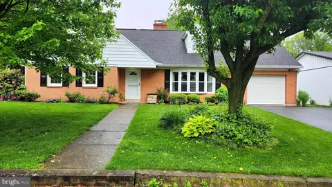 108 Cedar St, Lebanon, PA 17042