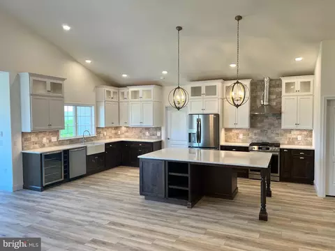 204 Daisy Dr, Lebanon, PA 17046