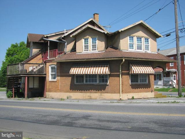 127 W Main St, Fredericksburg, PA 17026