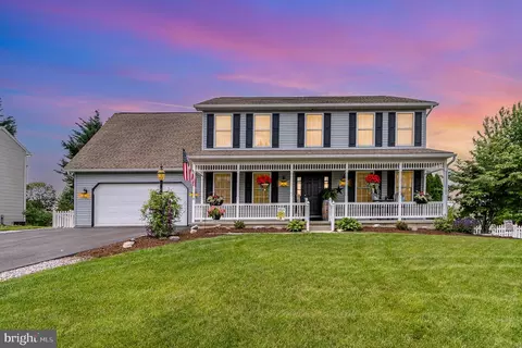 411 Springbrook Dr, Palmyra, PA 17078