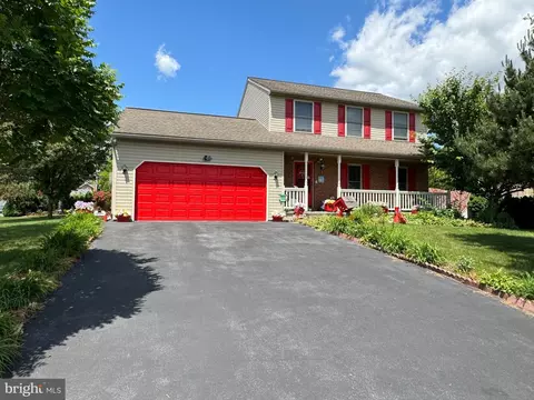 300 Swatara Creek Dr, Jonestown, PA 17038