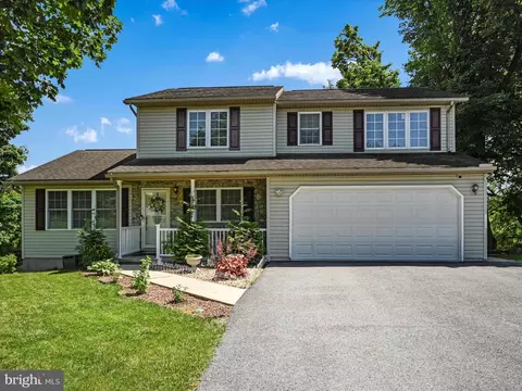 576 Dodge St, Lebanon, PA 17046