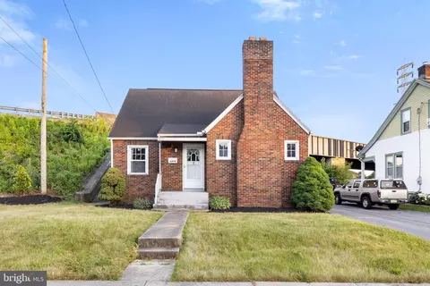 1214 E Lehman St, Lebanon, PA 17046