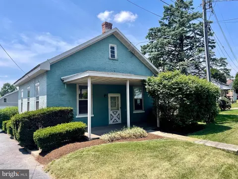 370 Royers Rd, Myerstown, PA 17067