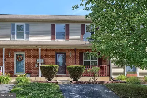 29 Tiffany Ln, Lebanon, PA 17046