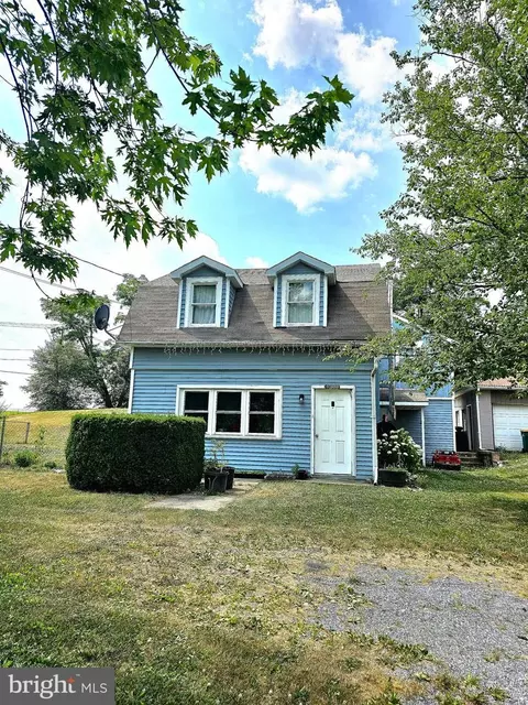 10138 Jonestown Rd, Grantville, PA 17028