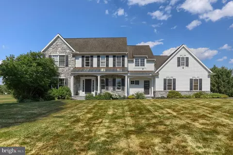 14 Wheatland Cir, Lebanon, PA 17042