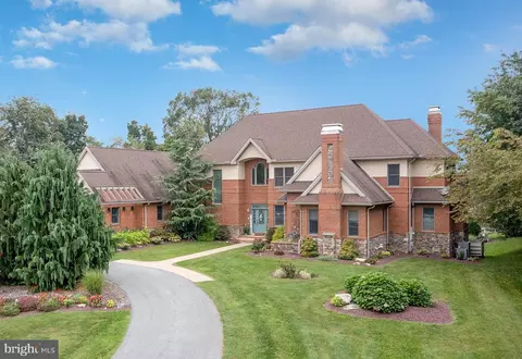 1585 Colebrook Rd, Lebanon, PA 17042