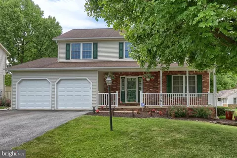 810 Melody Ln, Lebanon, PA 17046