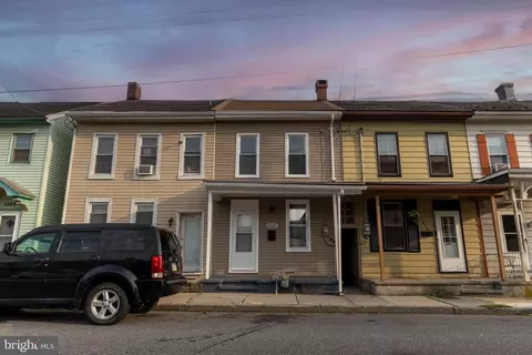1032 Guilford St, Lebanon, PA 17046