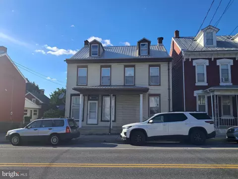 137 W Market St, Jonestown, PA 17038