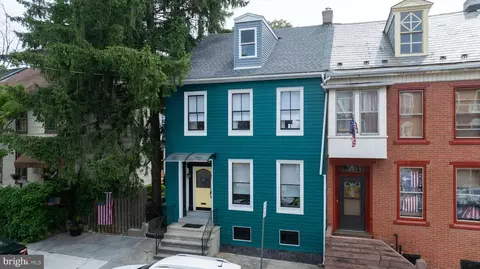 212 S 9th St, Lebanon, PA 17042