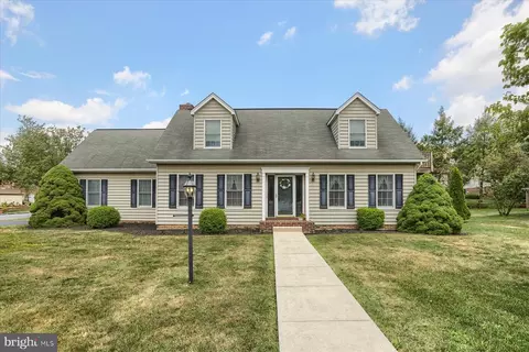 513 W Elm St, Palmyra, PA 17078
