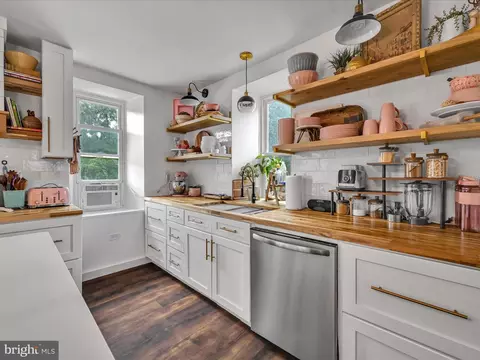 Kitchen - 323 Boyd St, Lebanon, PA 17042 photo 1 of 7