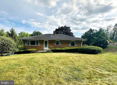 3742 Hill Church Rd, Lebanon, PA 17046