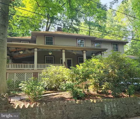204 Brown Ave, Mount Gretna, PA 17064