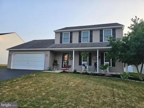 118 Creekview Dr, Jonestown, PA 17038