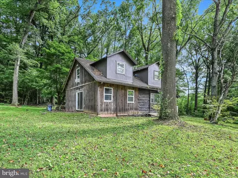 711 Beech St, Palmyra, PA 17078